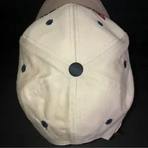 676704_7
